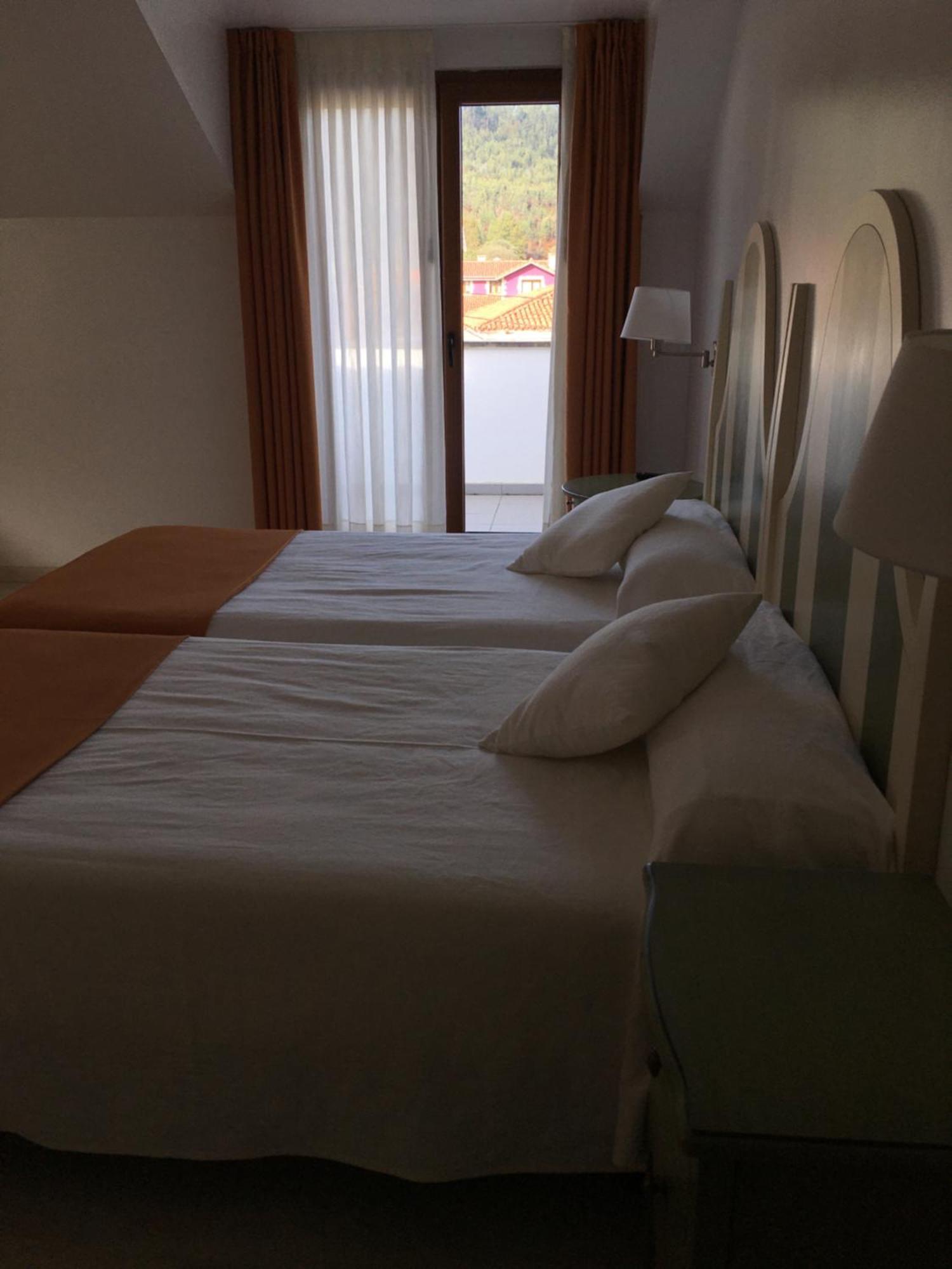 Hotel Valle De Cabezon Cabezón de la Sal Kamer foto