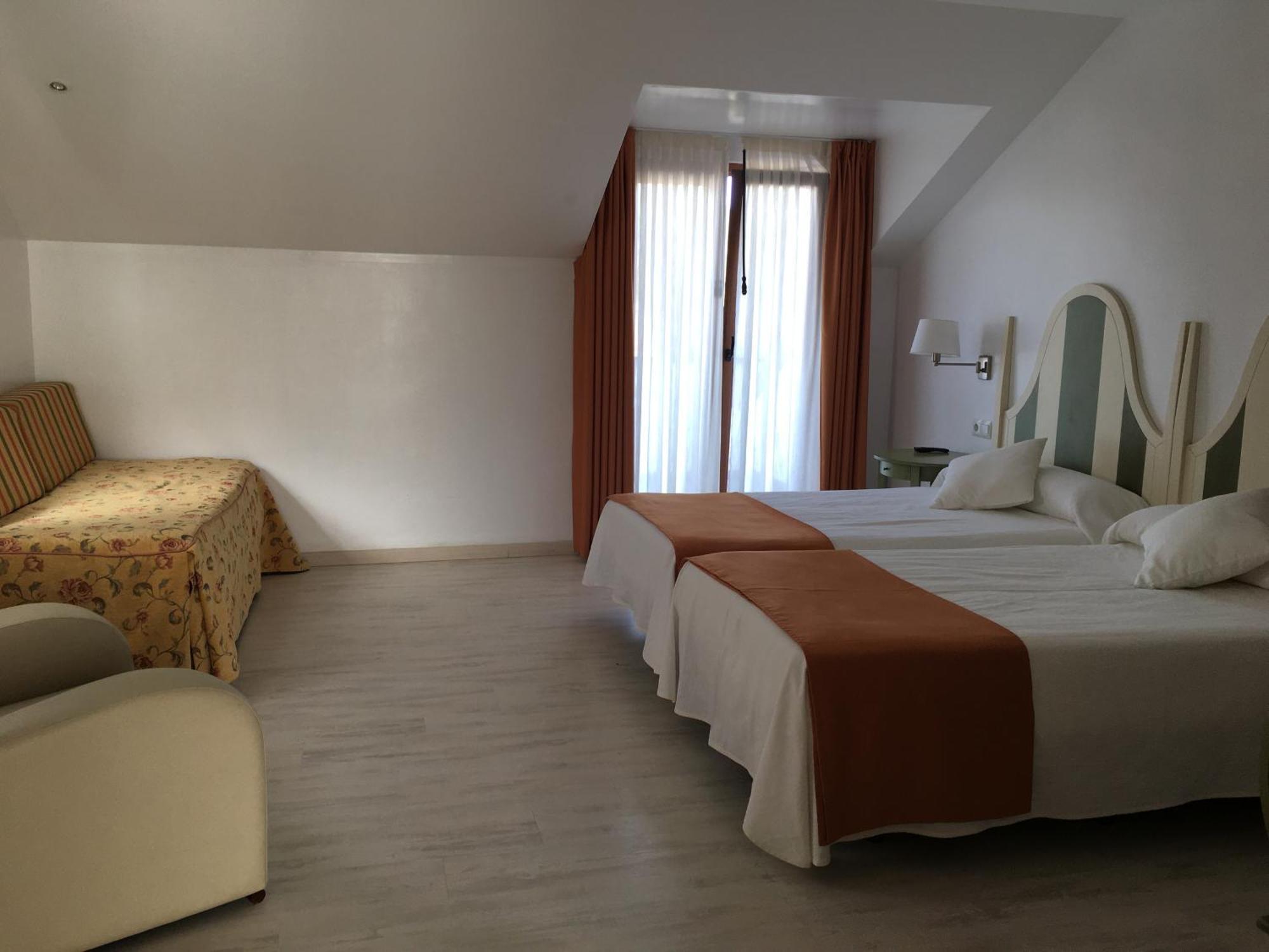 Hotel Valle De Cabezon Cabezón de la Sal Kamer foto